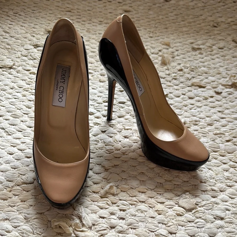 Jimmy Choo - size 37 1/2 - Black and Tan High Heels